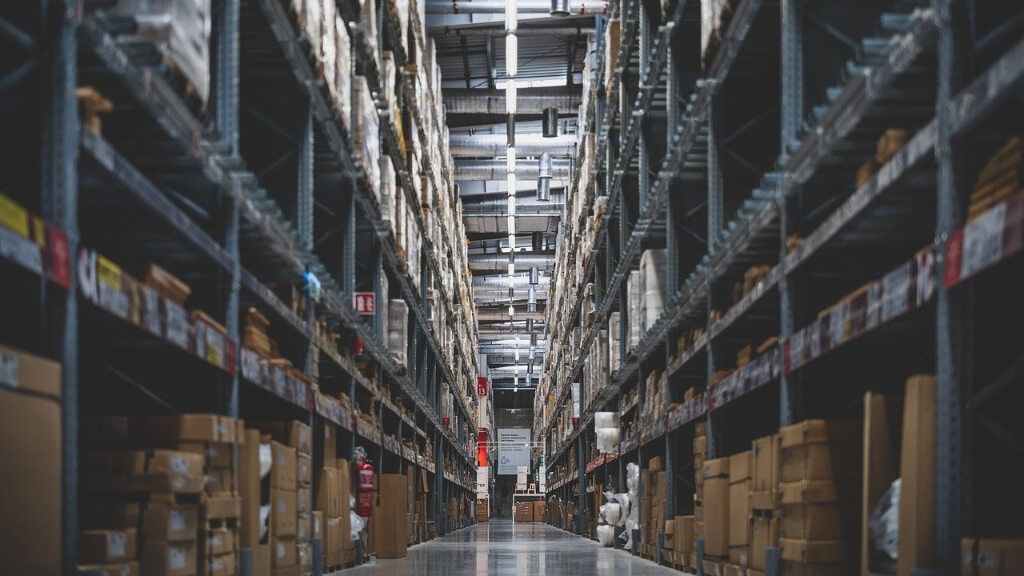 8 reasons to use ecommerce fulfillment solutions for your business.